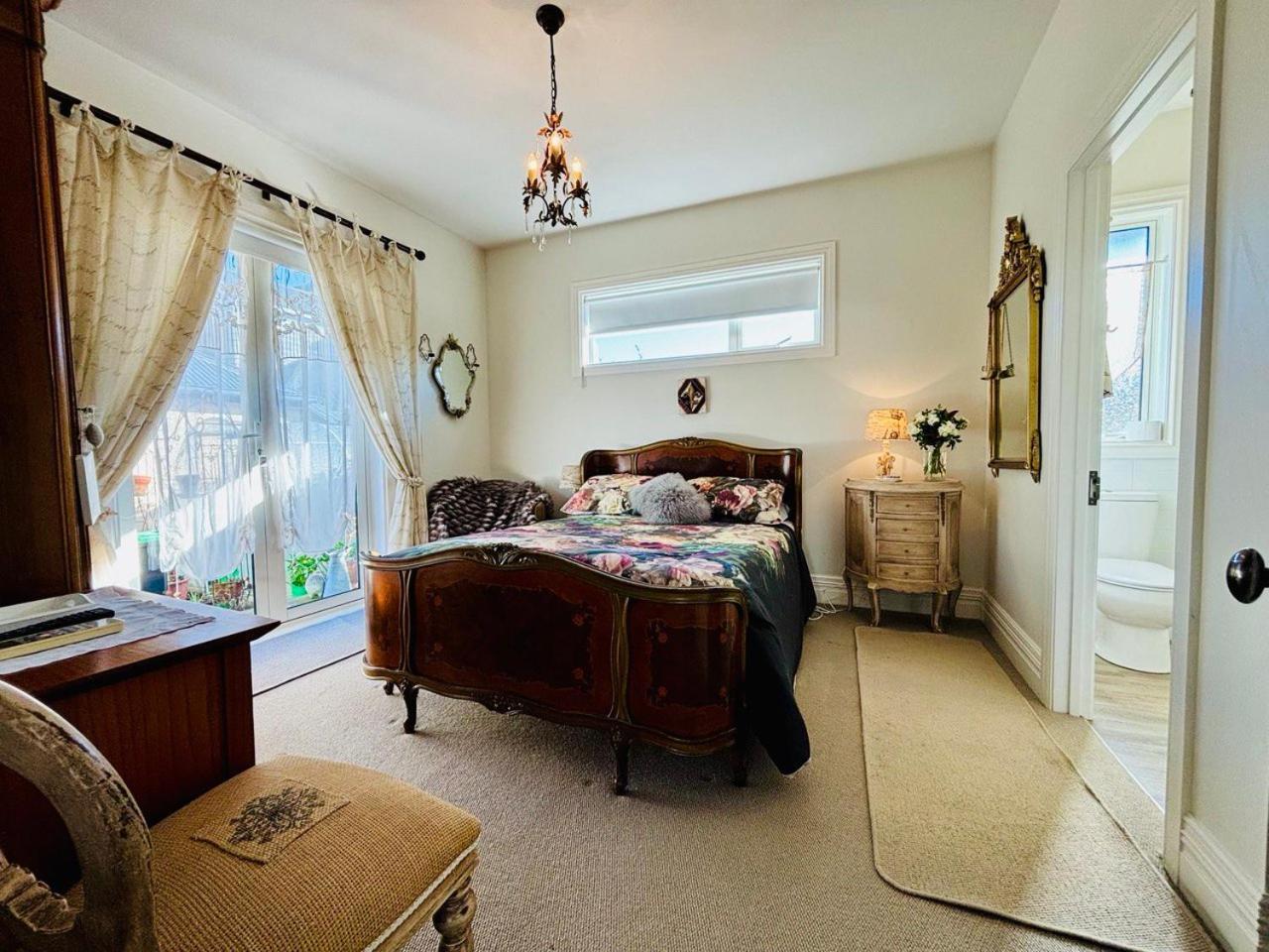Papanui Paris Inspired Apartment Christchurch Extérieur photo